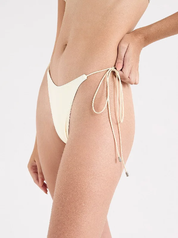 Women’s fit swimwear -arielle bottom cream