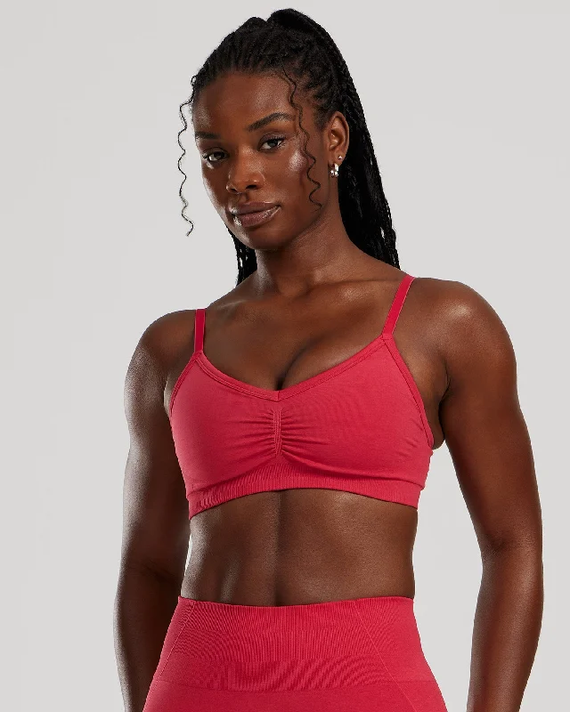 Graphite Bold Sports Bra for Lifting -Define 2.0 Seamless Scrunch Bralette | Viva Magenta