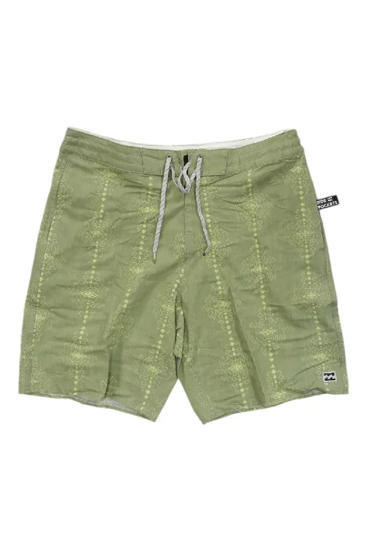 Plum Flow Sports Short for Training -Billabong Men's Sundays LT Boardshort